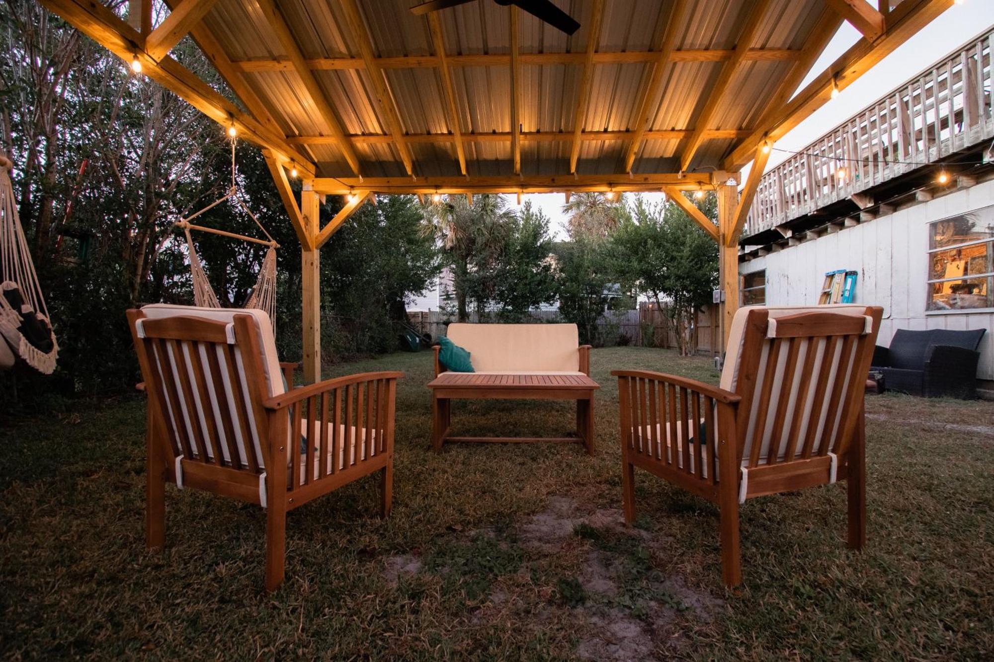 Seas The Day - 4 Blocks To The Beach, Restaurant, And Bar District - Great Deck And Outdoor Space!! Jacksonville Beach Esterno foto